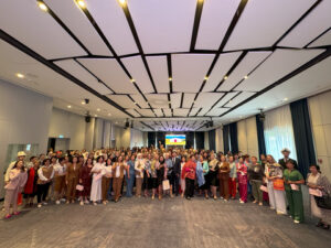 ההתרחבות של מרי קיי לקירגיזסטן מסמנת צעד נוסף קדימה במשימתה של החברה להעשיר את חיי הנשים ברחבי העולם, להציע מוצרי יופי מהשורה הראשונה והזדמנויות עסקיות שאין שני לה. (צילום Mary Kay Inc.)